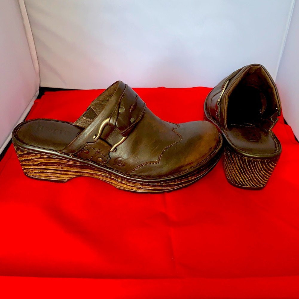 Born buckled clogs